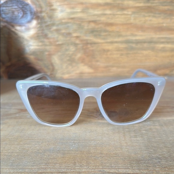 Warby Parker Accessories - Warby Parker Janelle Sunglasses in Praline